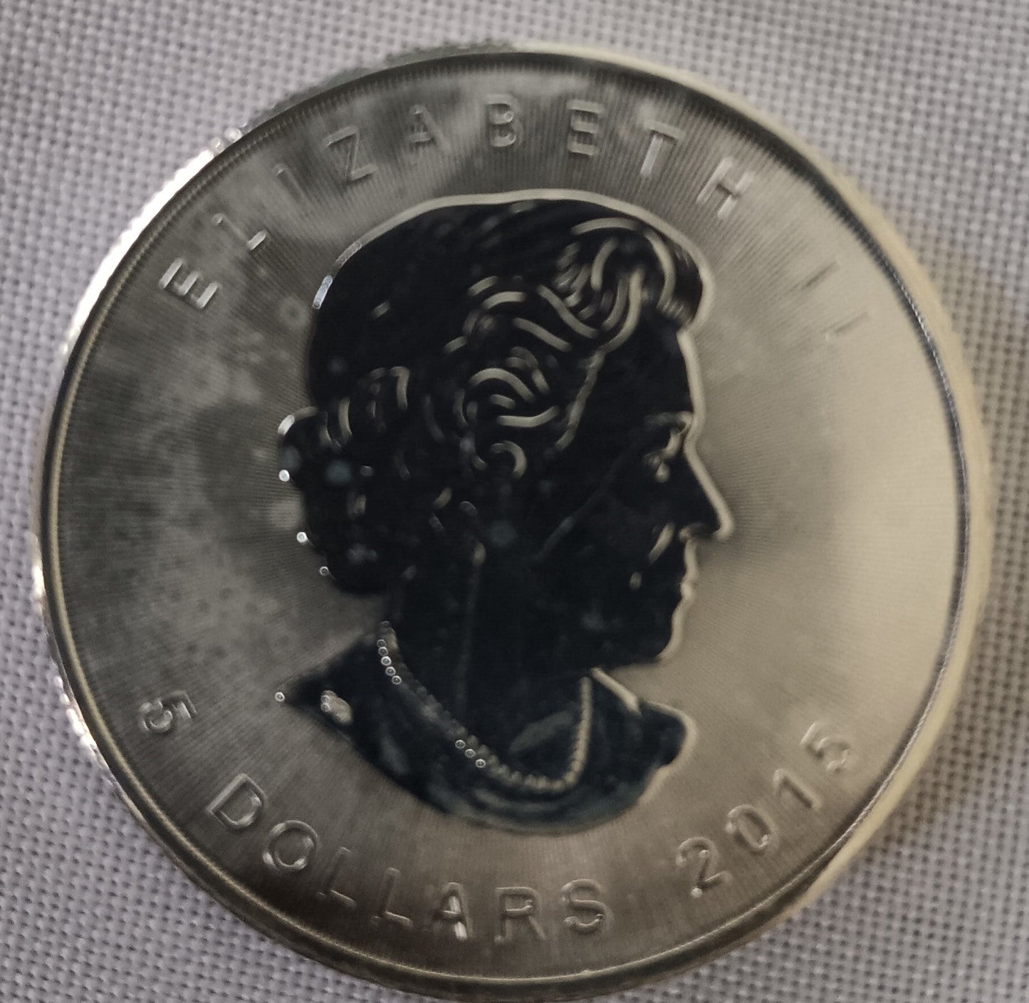Uncirculated 2015 Maple Leaf 5 Dollar Silver 1 Troy Ounce Coin